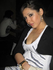 hottestwomeninrussia.com - female looking