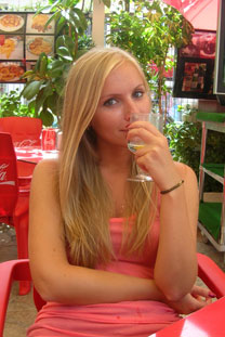single wife - hottestwomeninrussia.com